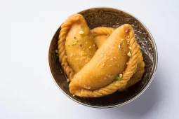 gujiya