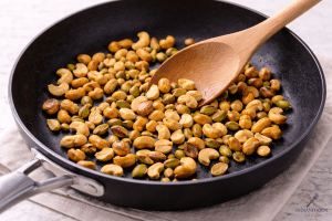 Besan ke Ladoo Step 6