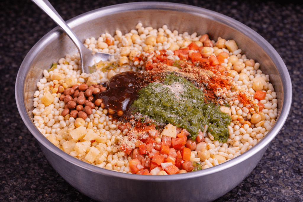 Bhelpuri Recipe Step 4